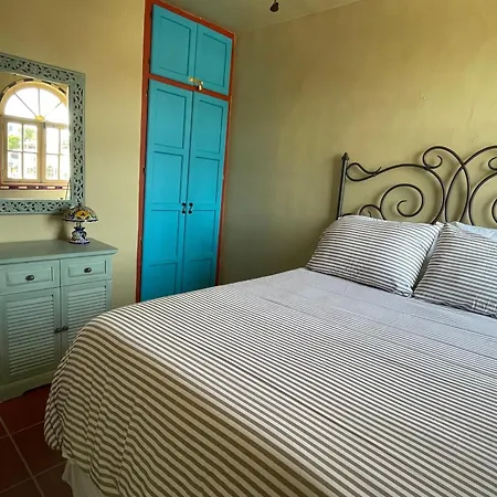 Casa Del Puerto By Rocky Host-2