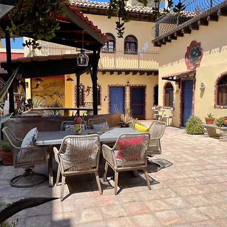 Casa Del Puerto By Rocky Host-3